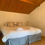 Du Cret Nyaraló *